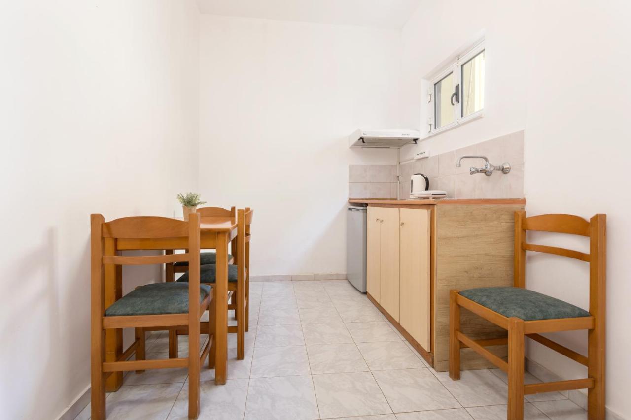 Holidays Studios&Apartments Laganas Exterior foto