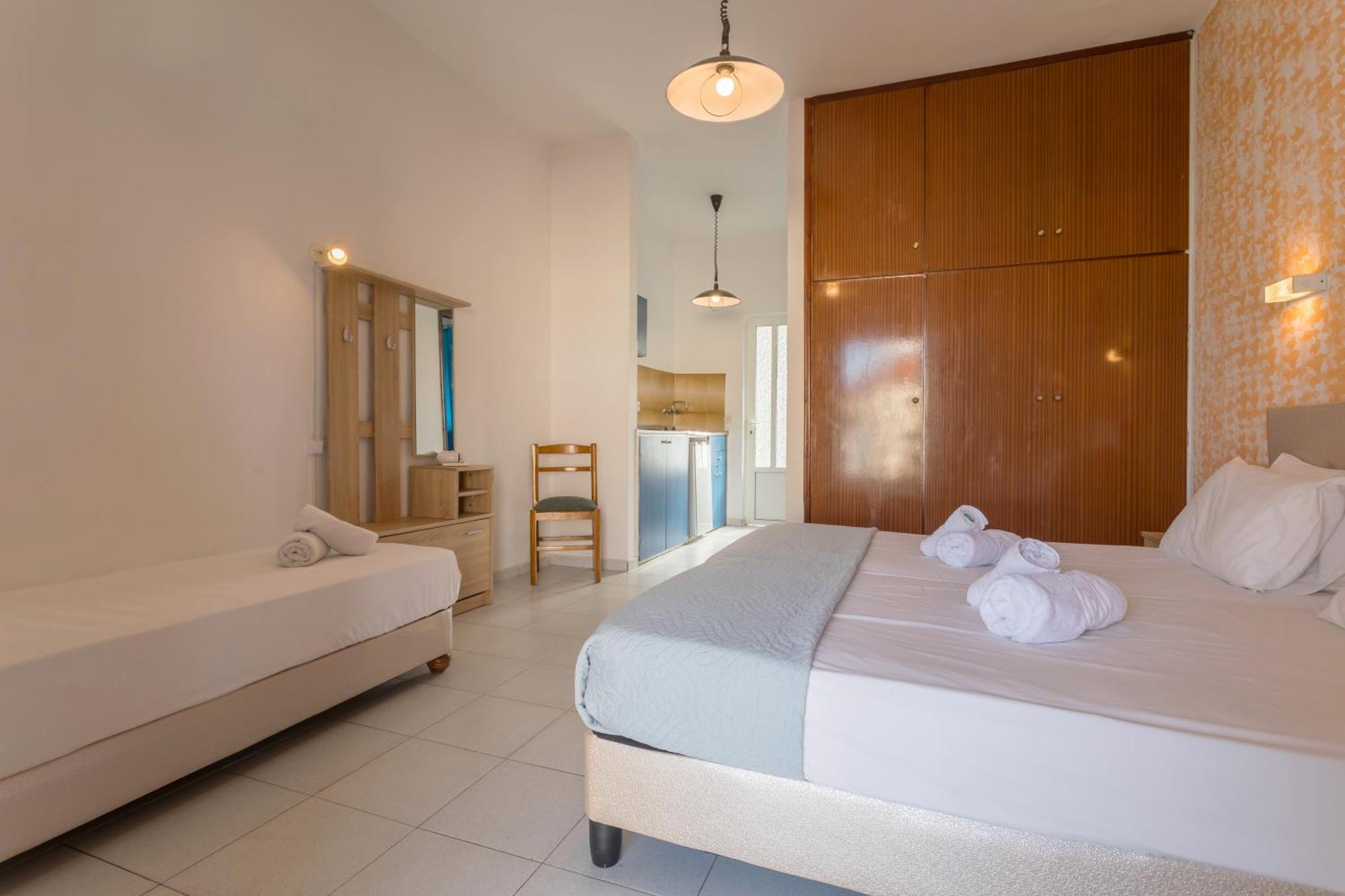 Holidays Studios&Apartments Laganas Exterior foto